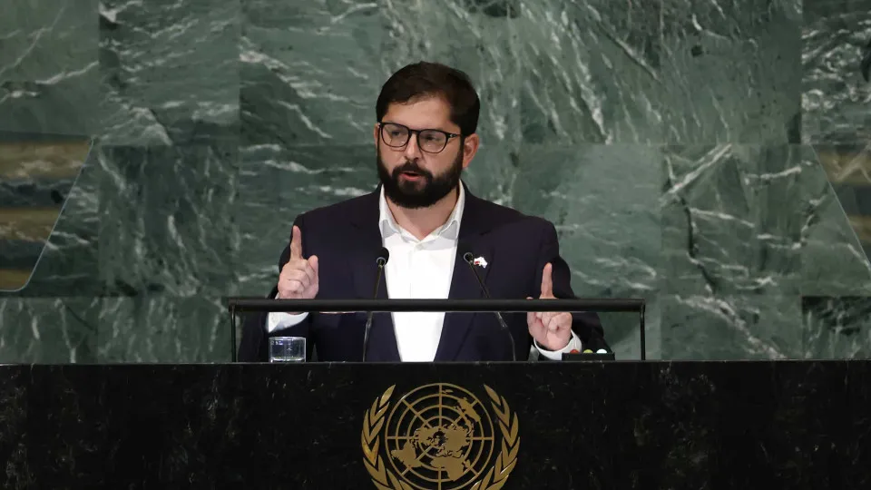 Presidente do Chile diz que postura do STF sobre big techs é exemplo mundial