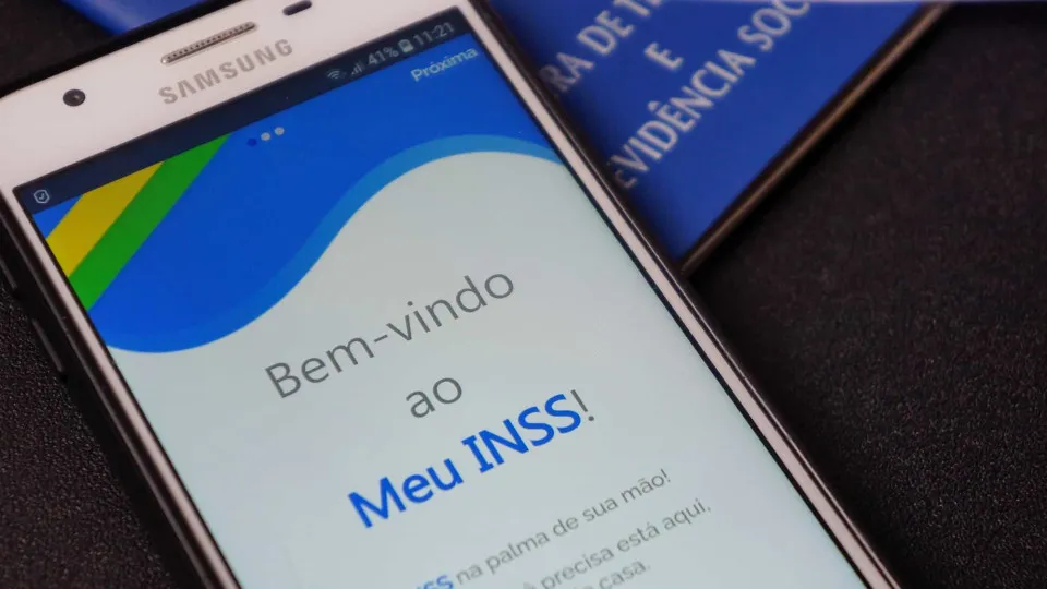 Escândalo INSS: veja como pedir exclusão de desconto indevido!