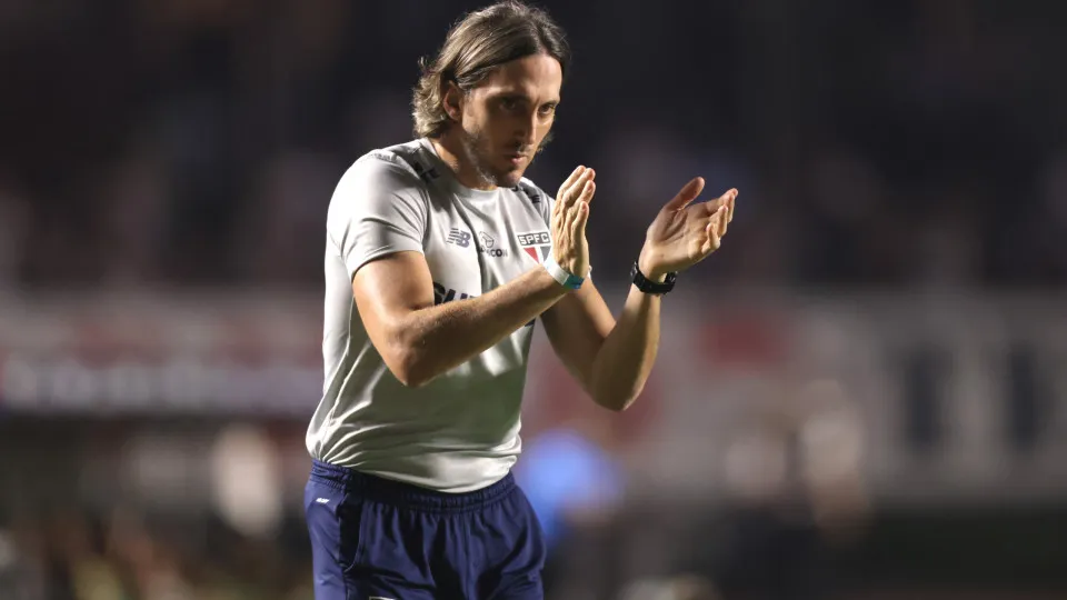 Zubeldía prega paciência e destaca reconstrução do São Paulo: ‘Temos um ponto de partida’