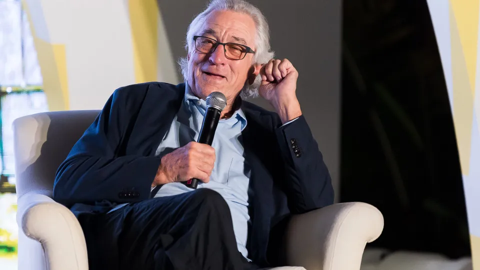 ‘Amo e apoio minha filha trans’, diz Robert De Niro