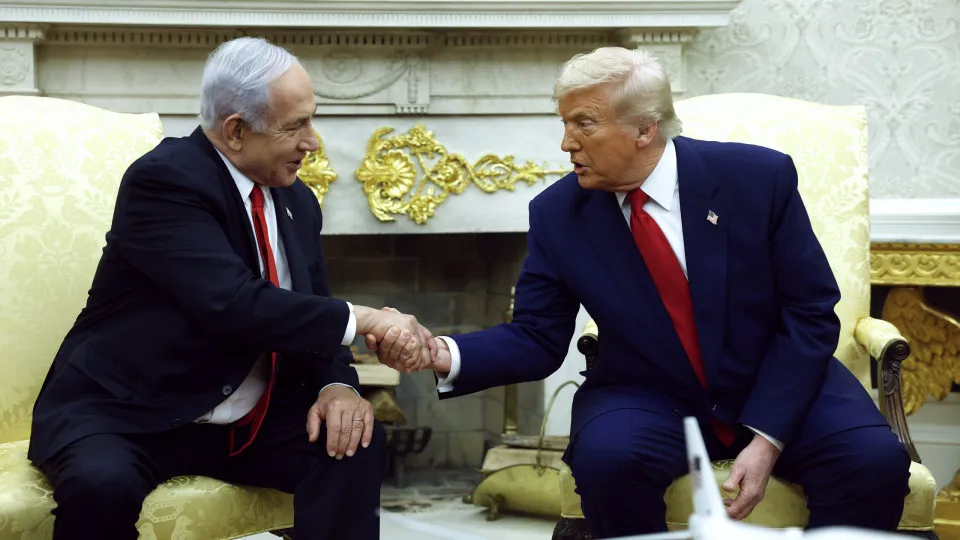 Ao lado de Trump nos EUA, Netanyahu fala em liberdade para palestinos em Gaza