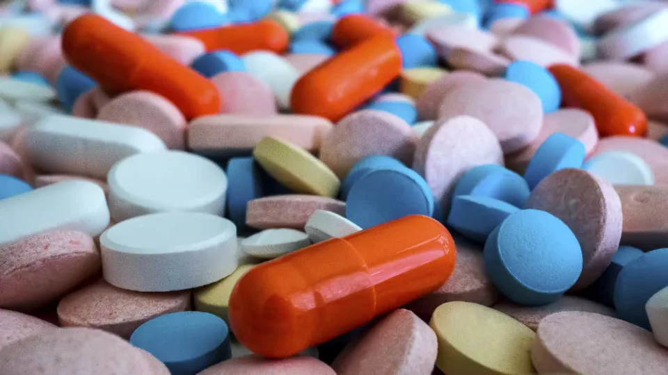 Governo autoriza reajuste de até 5,06% no preço de medicamentos a partir desta segunda (31)