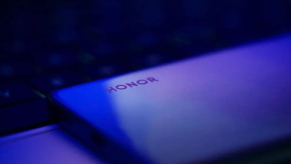 Honor vai investir US$ 10 bilhões para integrar IA com mais dispositivos