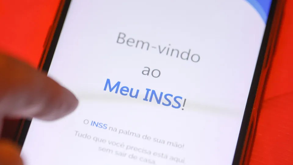 Justiça libera R$ 2,3 bi para pagar atrasados do INSS; saiba como receber