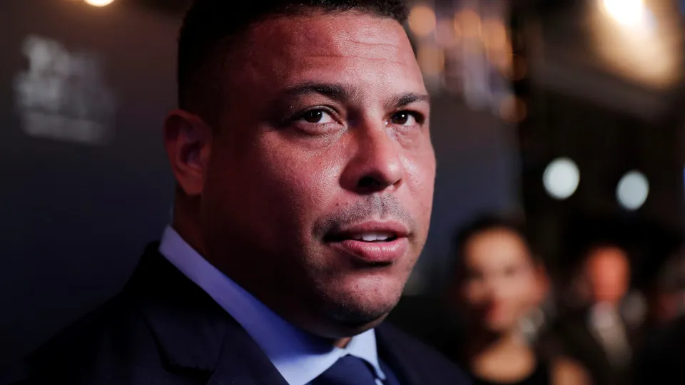 ‘Mentiroso, filho da p…”, diz ex-Fla sobre ida de Ronaldo ao Corinthians