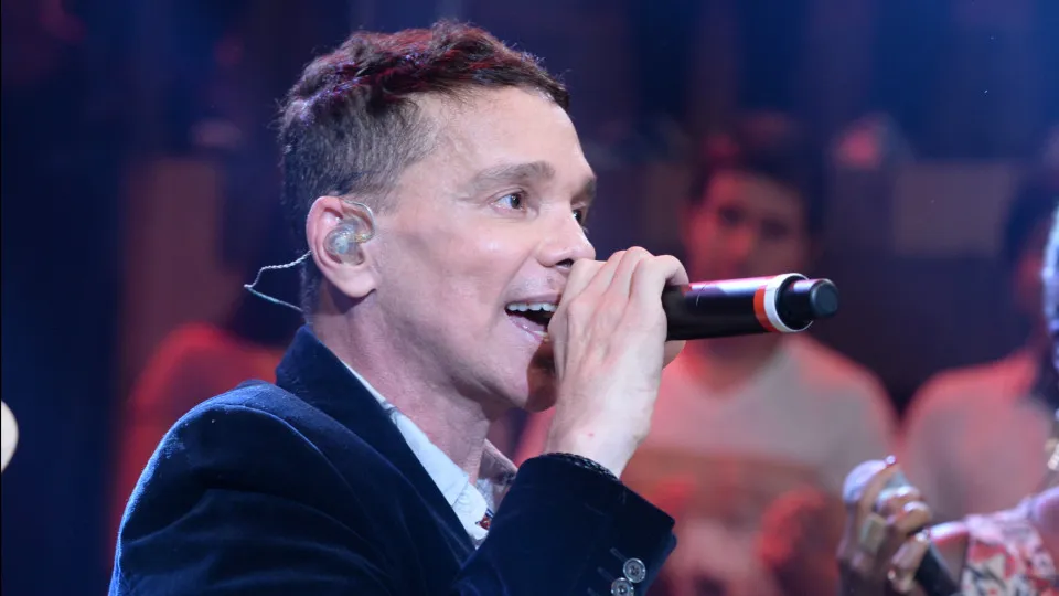 Netinho conclui 4ª etapa do tratamento contra câncer