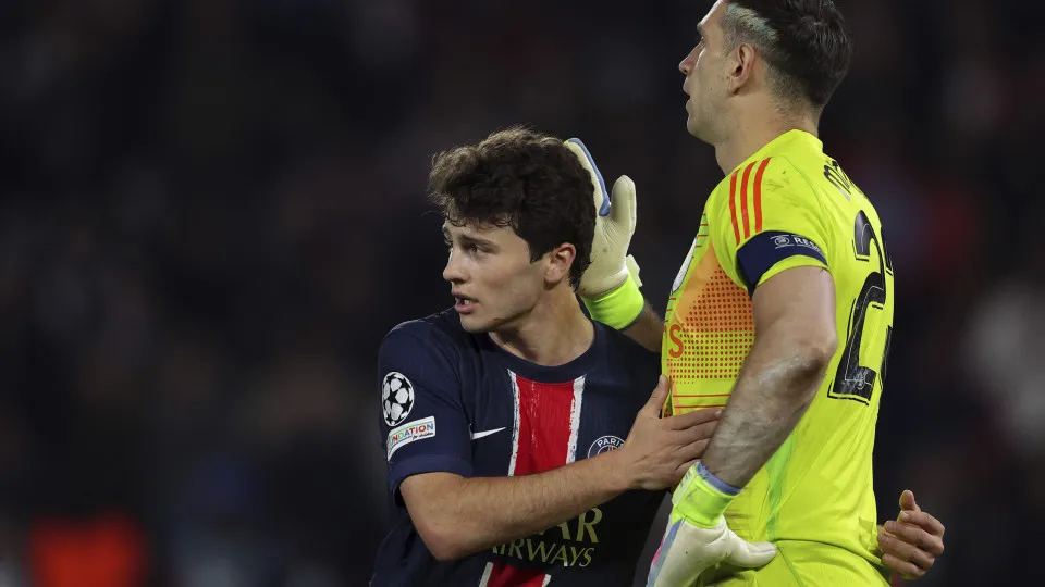 PSG renasce contra o Villa com golaços, vence e sai na frente na Champions