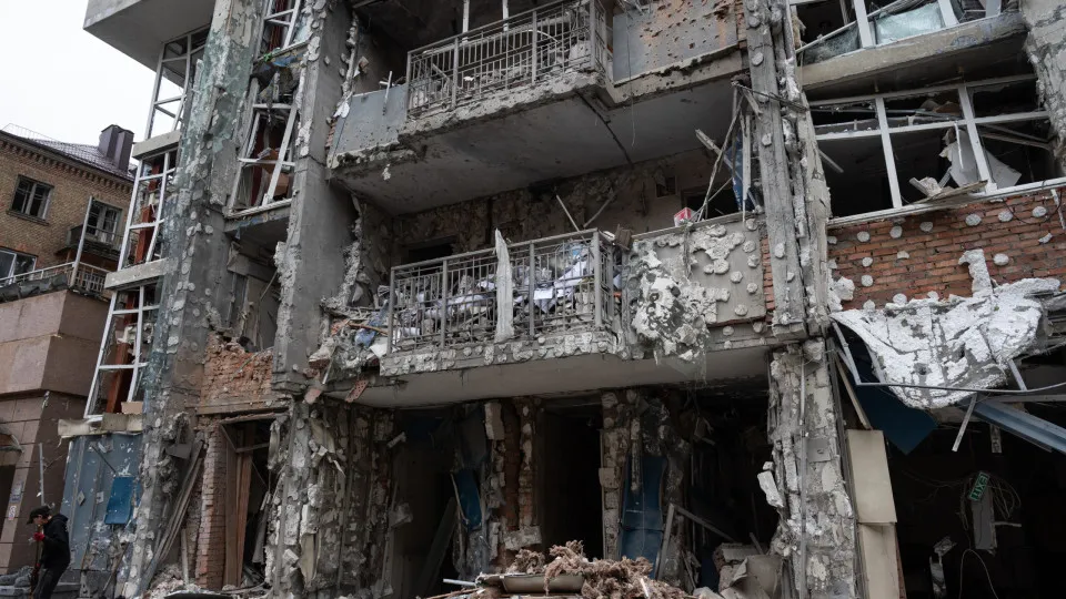 Rússia ataca Kiev com mísseis e drones após troca de prisioneiros