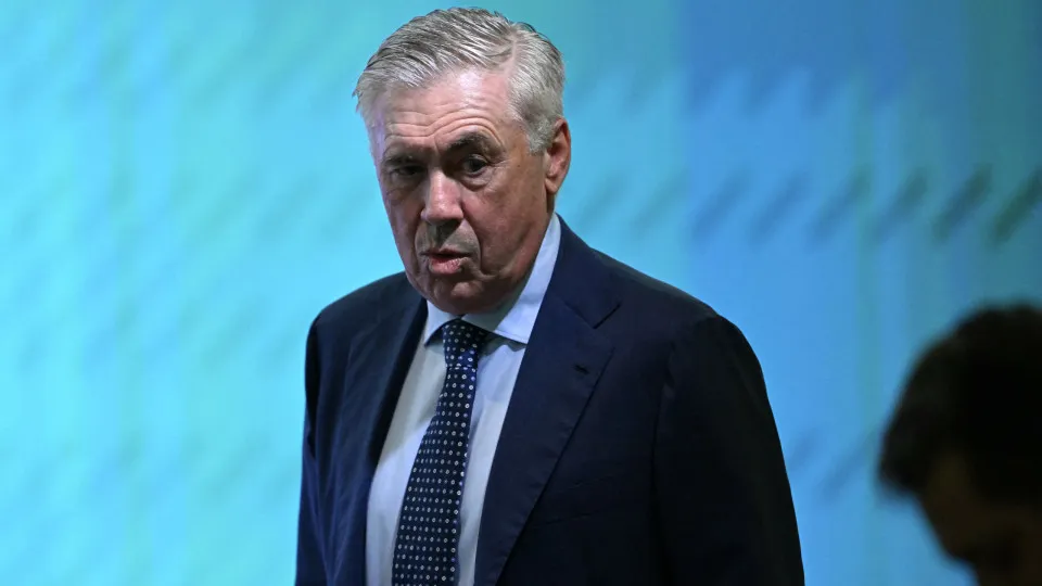 Carlo Ancelotti é condenado a um ano de prisão por fraude fiscal