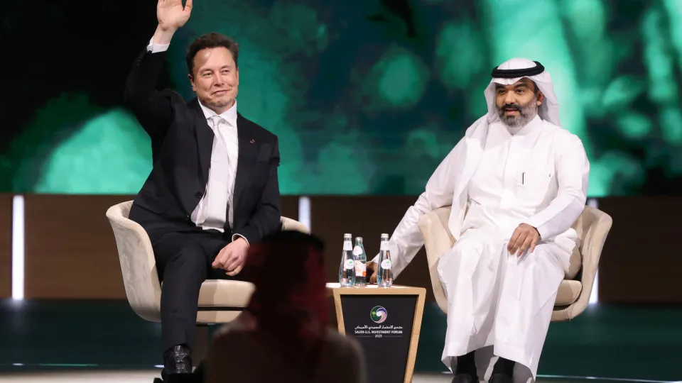 Starlink de Elon Musk autorizada a operar na Arábia Saudita Starlink de Elon Musk autorizada a operar na Arábia Saudita