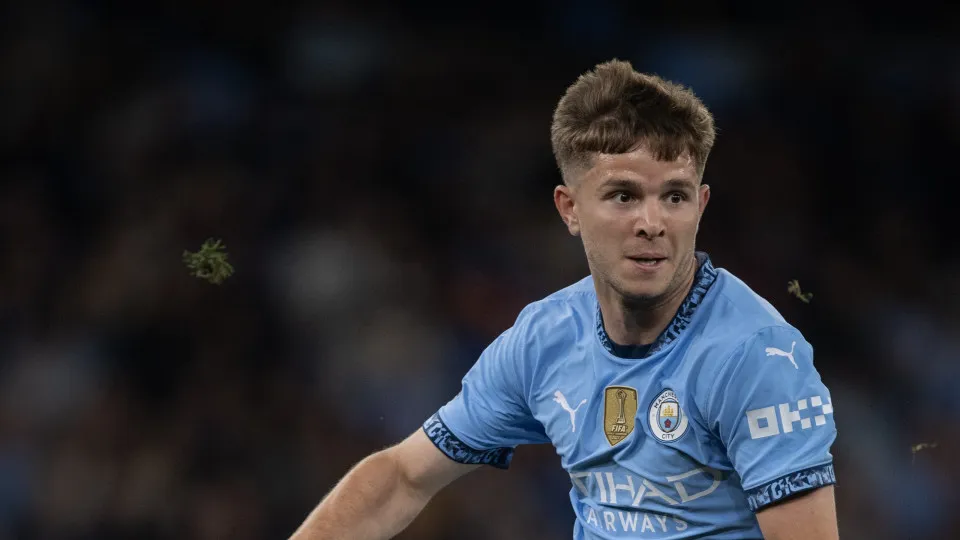 West Ham mira James McAtee para substituir Paquetá no meio-campo West Ham mira James McAtee para substituir Paquetá no meio-campo