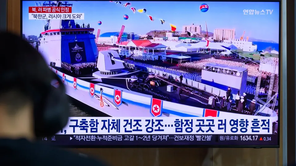 Coreia do Norte relata “grave acidente” em lançamento de navio de guerra
