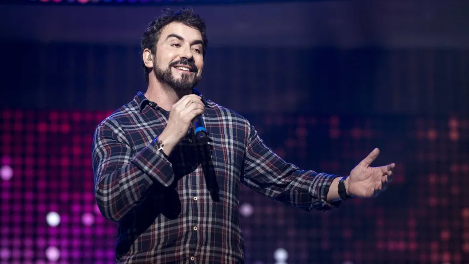 Fábio de Melo receberá R$ 600 mil em dois shows; gerente demitido cita problema financeiro Fábio de Melo receberá R$ 600 mil em dois shows; gerente demitido cita problema financeiro