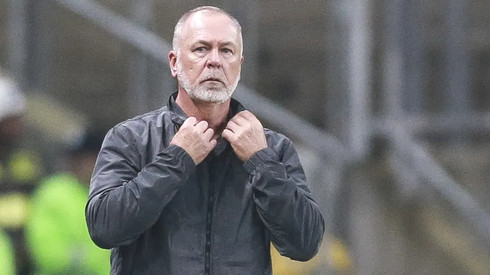 Filhos do genro de Mano Menezes morrem em acidente na BR-293