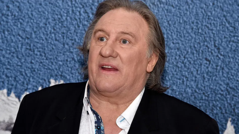 Gérard Depardieu sexualizou menor de idade em vídeo, conclui perícia judicial