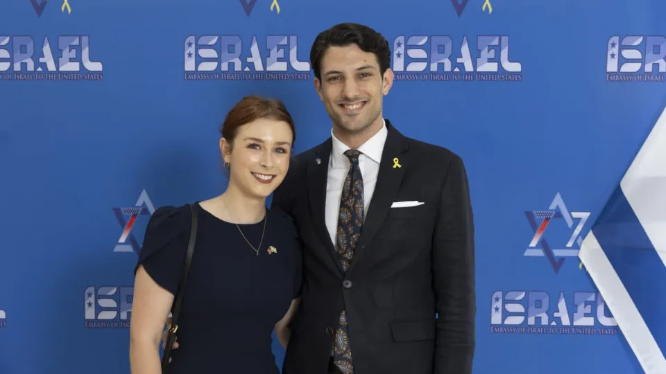 Israelenses mortos nos EUA são identificados após ataque em museu