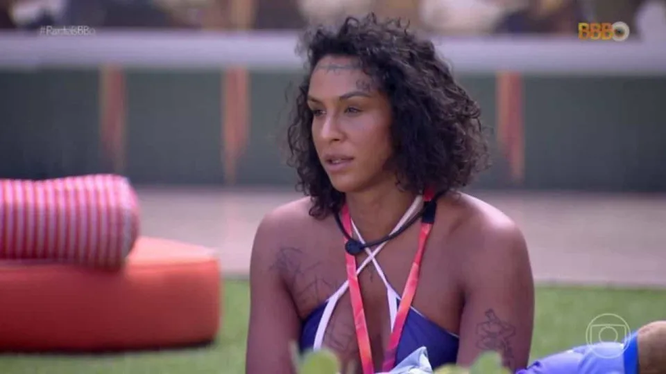 Linn da Quebrada diz que vai publicar o primeiro livro, baseado em seus diários