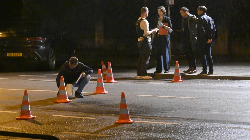 Mulher é abatida pela polícia após esfaquear duas pessoas na Alemanha