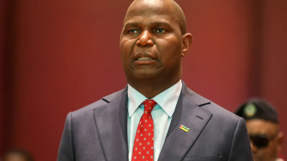 Presidente de Moçambique cobra juízes no combate à corrupção