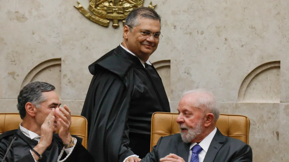 AGU vai ao STF para manter decreto do IOF: ‘É constitucional’