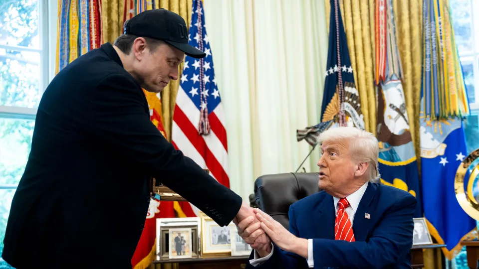 Após ameaça de deportação Elon Musk elogia “sucesso” de Trump