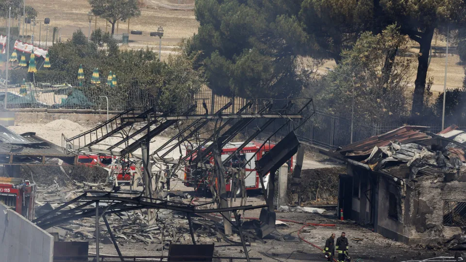 Explosão em posto de gasolina fere mais de 20 pessoas em Roma; imagens