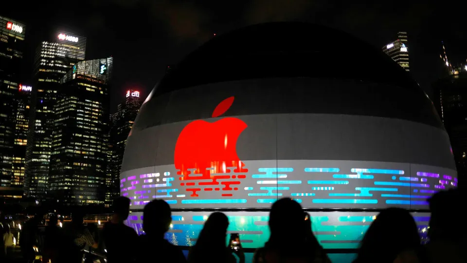 Falha grave na IA da Apple expõe dados sensíveis, diz Microsoft