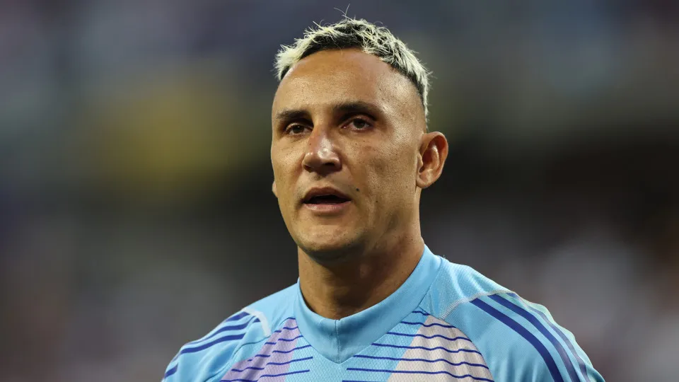 Goleiro Navas deixa o argentino Newell’s Old Boys para ir jogar no Pumas, do México