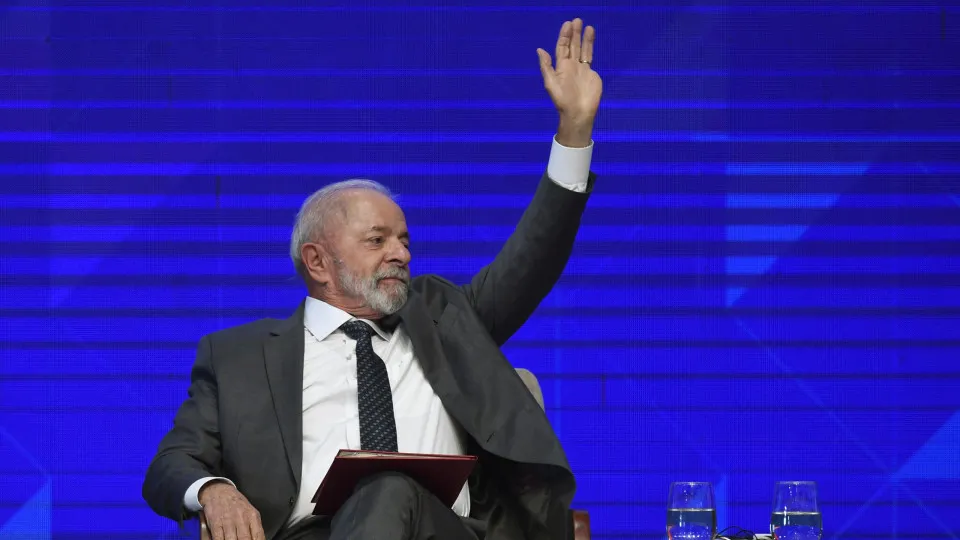 Lula sanciona cota de 30% para mulheres em conselhos de estatais