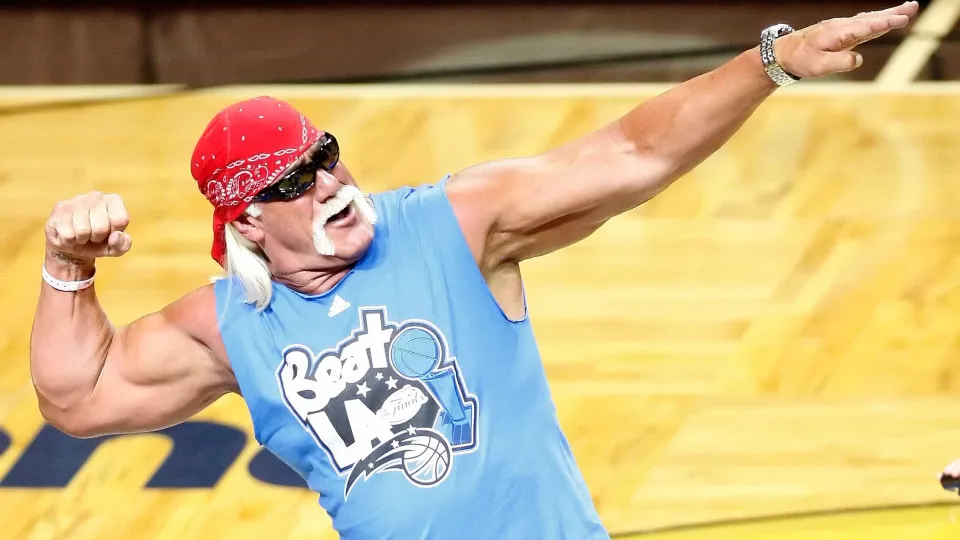 Morre ex-lutador e ator Hulk Hogan aos 71 anos, diz TMZ