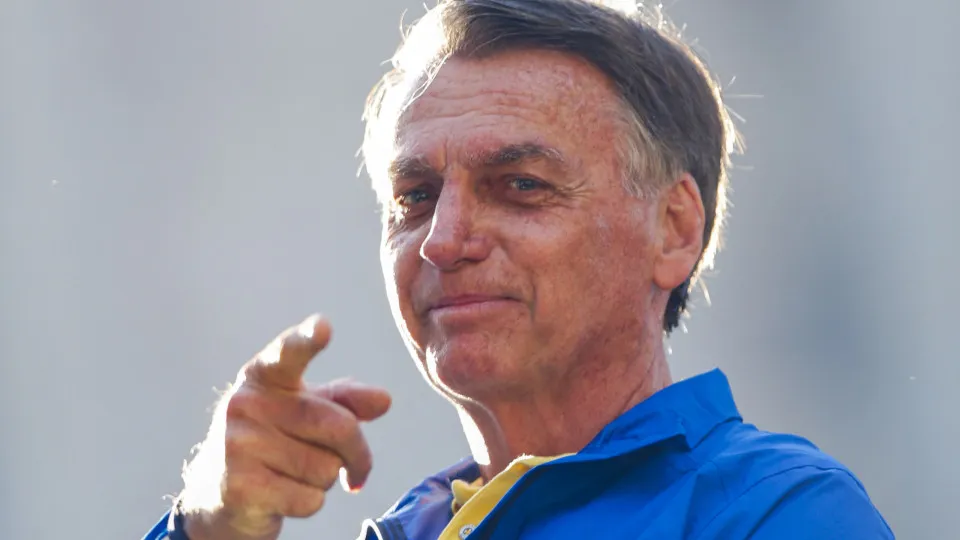 PGR pede condenação de Bolsonaro por liderar plano de golpe de Estado