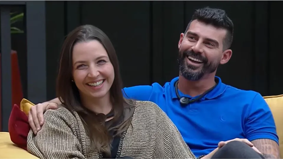 Saiba quem são Carol e Radamés, casal vencedor do Power Couple Brasil 7 Saiba quem são Carol e Radamés, casal vencedor do Power Couple Brasil 7