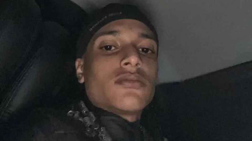 Oruam, preso há 50 dias, compõe novo álbum na cela, e defesa diz que delegado o persegue