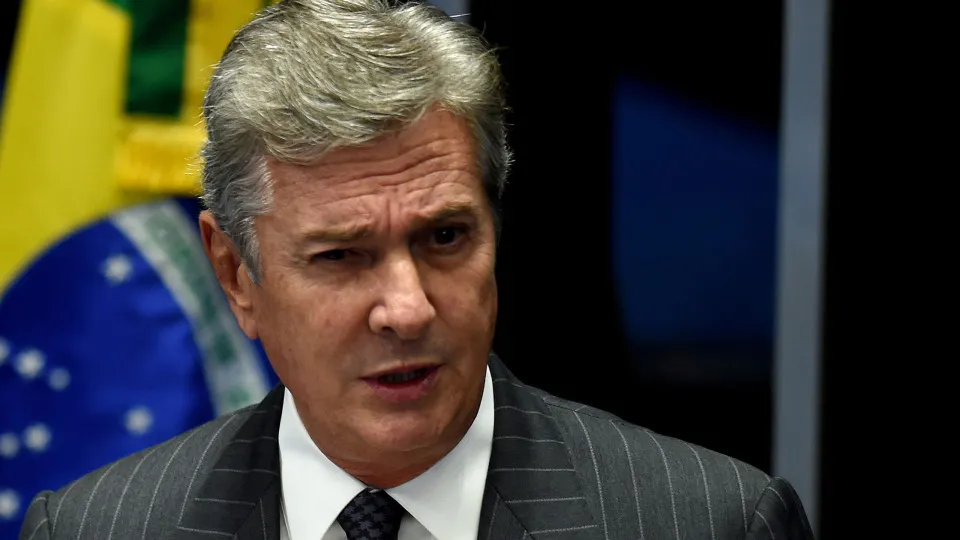 Collor completa 3 meses em prisão domiciliar sob isolamento e discrição