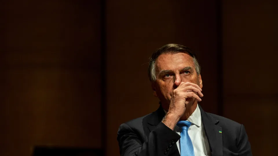 Entenda as acusações contra Bolsonaro e o que diz a defesa do ex-presidente