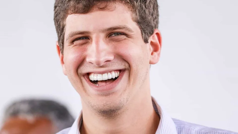 João Campos tem 55% na disputa por Pernambuco, aponta Genial/Quaest; Raquel Lyra tem 24%