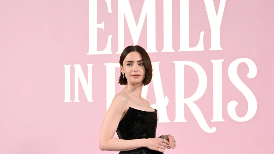 Membro da equipe de ‘Emily in Paris’ morre durante as gravações