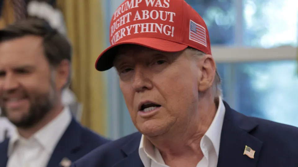 Putin pode vir para os EUA ver a Copa, diz Trump em evento na Casa Branca