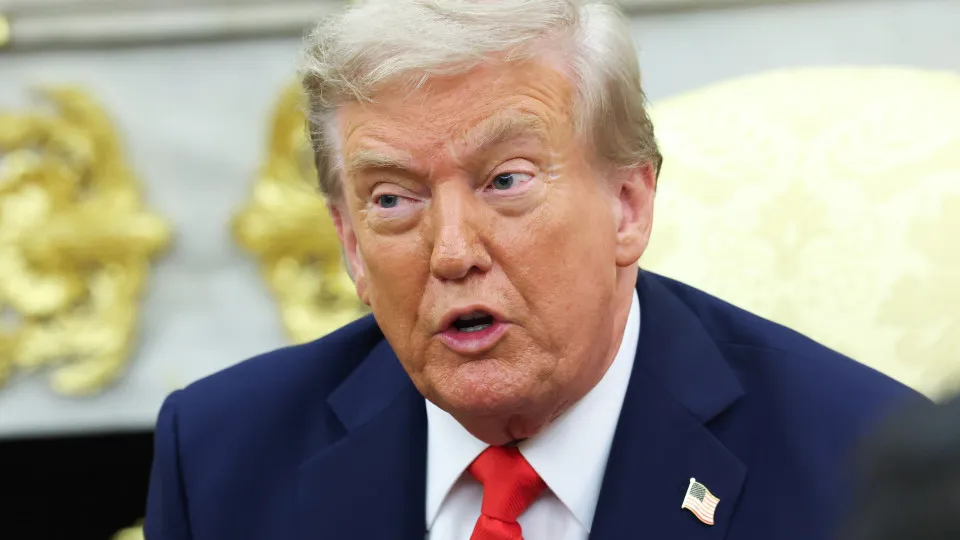 Trump ameaça processar George e Alex Soros com base em ‘Lei Rico’, sobre organizações criminosas