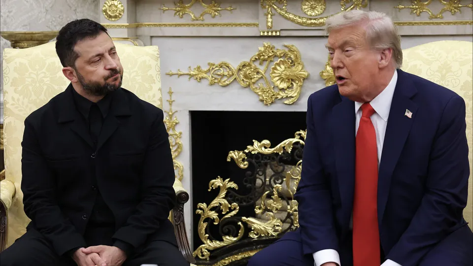 Trump acende alerta ao pressionar Zelenski antes de reunião Trump acende alerta ao pressionar Zelenski antes de reunião