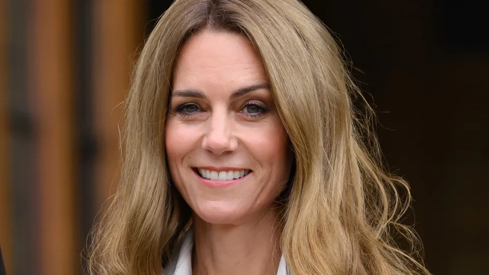 Kate Middleton loira? “Fez isso para facilitar transição para o grisalho”