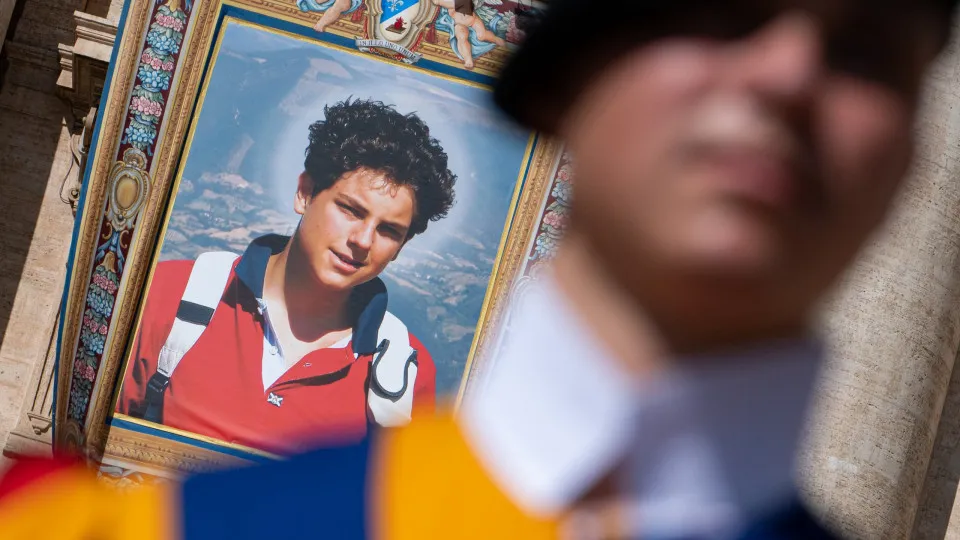 Quem é Carlo Acutis, o primeiro santo millennial e influencer de Deus