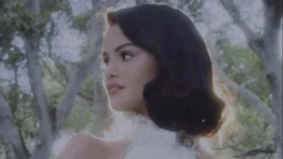 Selena Gomez decide ‘excluir’ a mãe do seu casamento