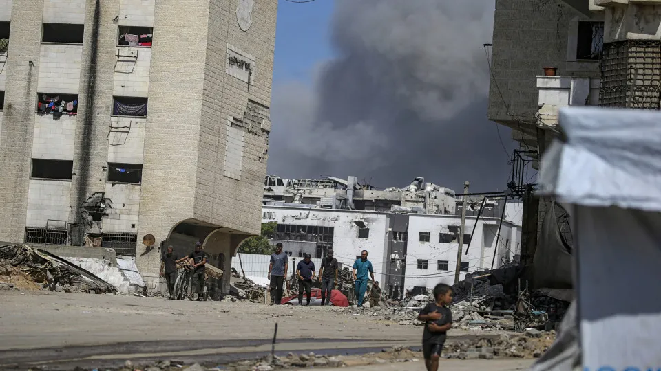 Trump propõe Gaza e Cisjordânia sob controle palestino após guerra