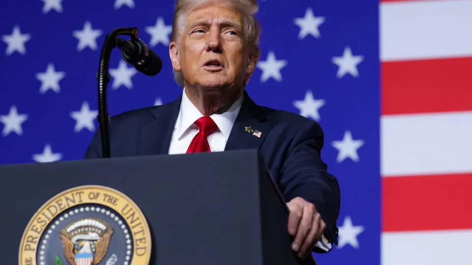 Juiz diz que Trump agiu de forma inconstitucional ao deportar estrangeiros pró-Palestina