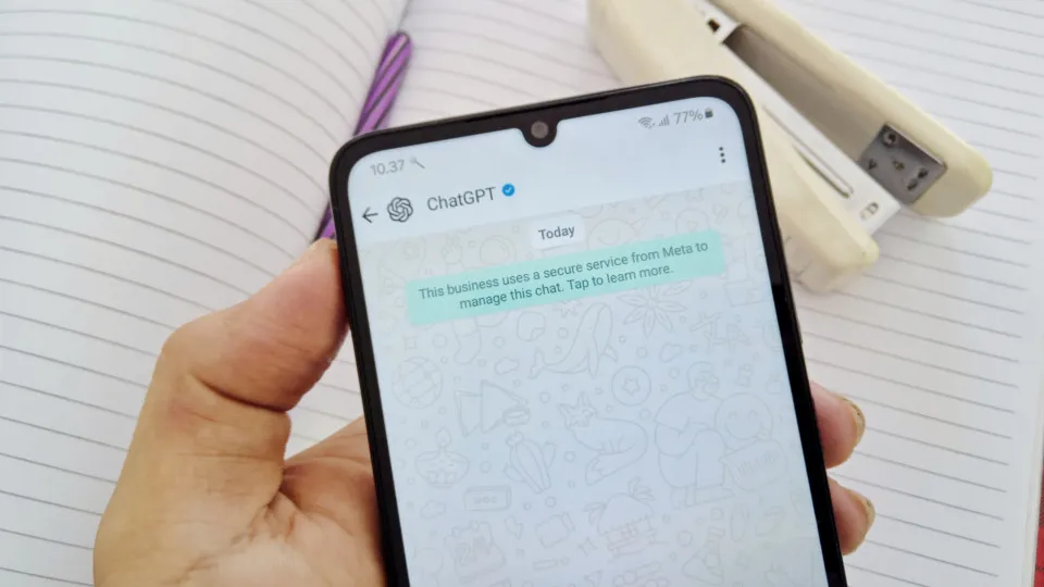 OpenAI retira ChatGPT do WhatsApp após mudanças nas regras da Meta OpenAI retira ChatGPT do WhatsApp após mudanças nas regras da Meta