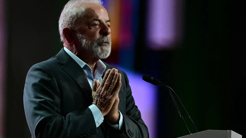 Lula: retirada de sobretaxa foi passo na direção certa, mas é preciso ‘avançar ainda mais’