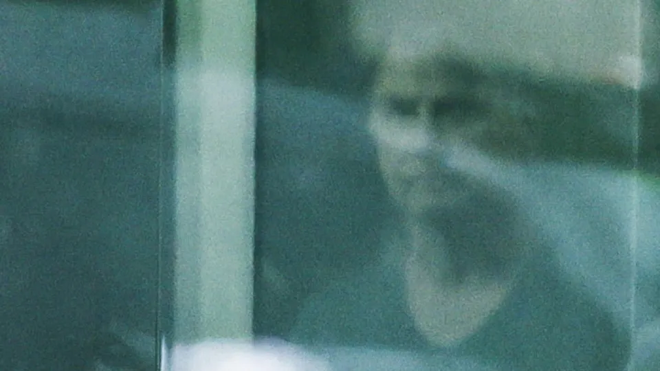 Moraes autoriza Bolsonaro a receber comida especial na prisão