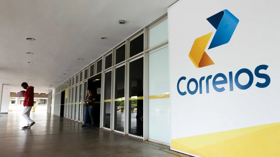 União viabiliza empréstimo de R$ 20 bi com bancos aprovado pelo Conselho dos Correios