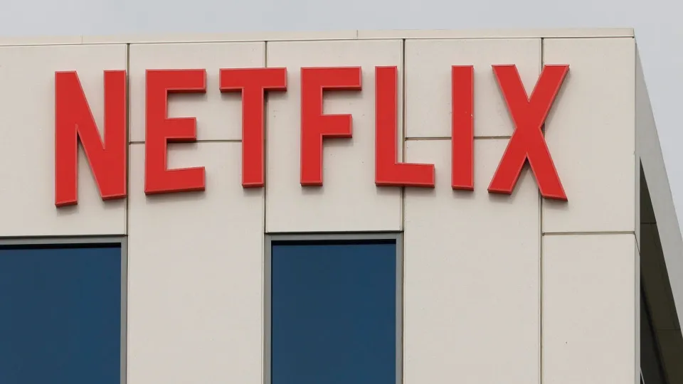 Trump questiona compra da Warner pela Netflix e acena intervenção oficial